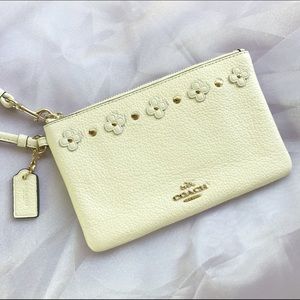 Coach Flower Wristlet 🌼